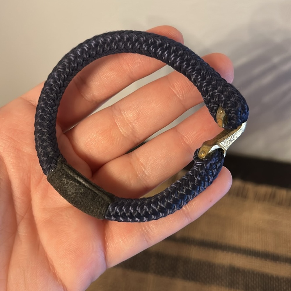 Knotted/Gold Hook Rope Bracelet - Picture 3 of 3
